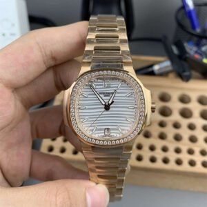 Patek Philippe Nautilus 35.2mm 7118 – Oro Rosa con Bisel de Diamantes Réplica con Movimiento Automático