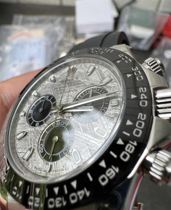 Rolex Daytona 40mm – Esfera de Meteorito con Correa Oysterflex Gris Réplica con Movimiento 4130 - Imagen 3