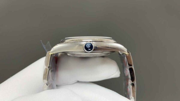 Rolex Oyster Perpetual 41mm 124300 – Esfera Morada Réplica con Movimiento 3230 - Imagen 5
